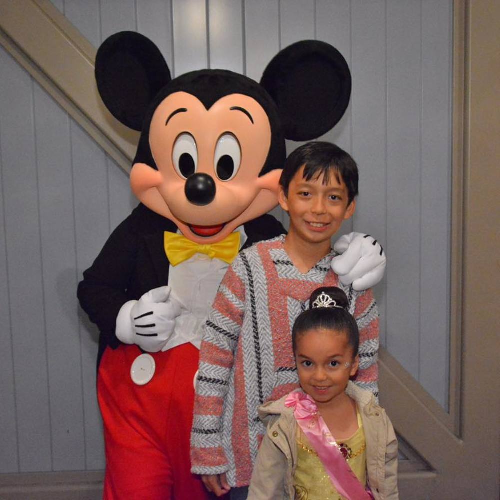 Meet your Posher, Crystal